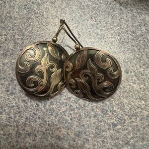 Silpada Dark Silver Swirl Disc Earrings